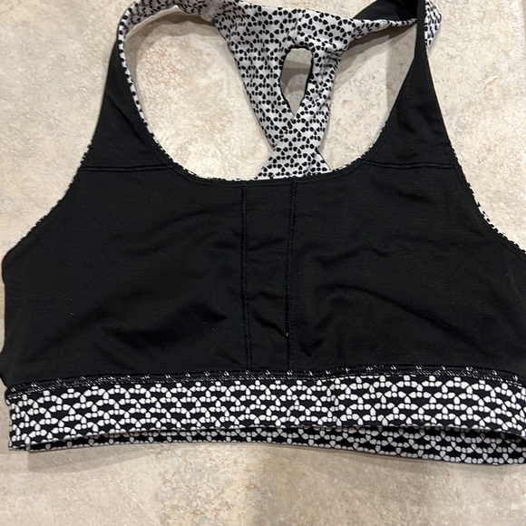 Lululemon Time to  Sweat Bra, size 4 - Picture 6 of 7